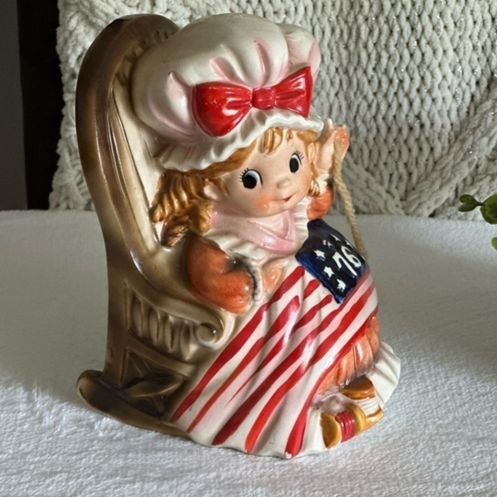 Vintage Betsy Ross Music Box